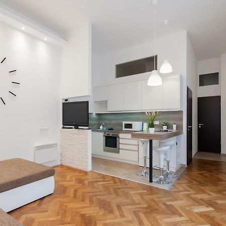 Szent Istvan Ter 4 Next To Basilica A 1 Bedroom Βουδαπέστη Εξωτερικό φωτογραφία