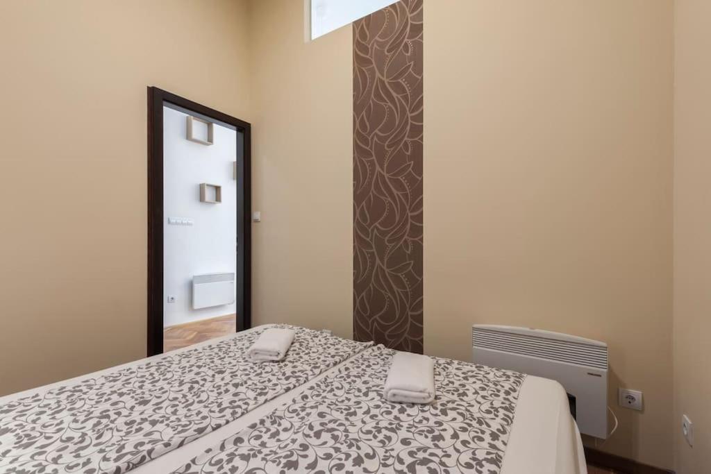 Szent Istvan Ter 4 Next To Basilica A 1 Bedroom Βουδαπέστη Εξωτερικό φωτογραφία