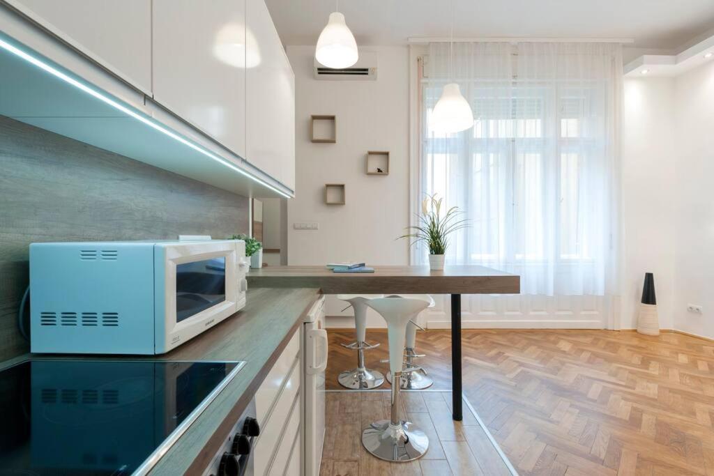 Szent Istvan Ter 4 Next To Basilica A 1 Bedroom Βουδαπέστη Εξωτερικό φωτογραφία